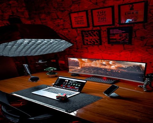 डेस्क और कम्युनिकेशन